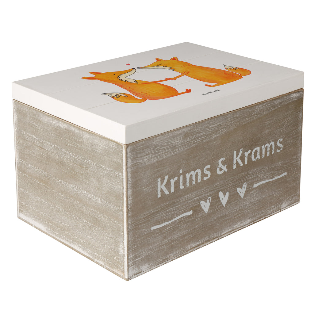 Holzkiste Füchse Liebe Holzkiste, Kiste, Schatzkiste, Truhe, Schatulle, XXL, Erinnerungsbox, Erinnerungskiste, Dekokiste, Aufbewahrungsbox, Fuchs, Füchse, Fox, Liebe, Liebespaar, Paar, Partner, Freundin, Freund, Ehe, Verlobte, Ehemann, Ehefrau, Liebesbeweis