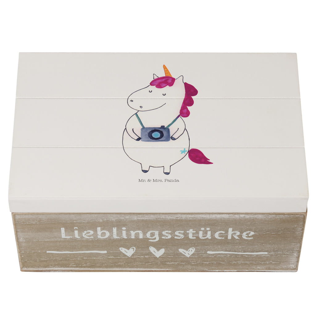 Holzkiste Einhorn Fotograf Holzkiste, Kiste, Schatzkiste, Truhe, Schatulle, XXL, Erinnerungsbox, Erinnerungskiste, Dekokiste, Aufbewahrungsbox, Einhorn, Einhörner, Einhorn Deko, Pegasus, Unicorn, Fotograf, Fotografie, Kamera, Reisen, Weltreise, Weltenbummler, Urlaub, Tourist, Kurztrip, Reise, Städtereise