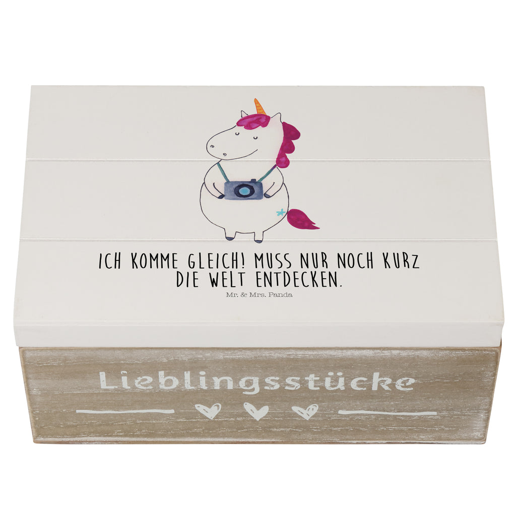 Holzkiste Einhorn Fotograf Holzkiste, Kiste, Schatzkiste, Truhe, Schatulle, XXL, Erinnerungsbox, Erinnerungskiste, Dekokiste, Aufbewahrungsbox, Einhorn, Einhörner, Einhorn Deko, Pegasus, Unicorn, Fotograf, Fotografie, Kamera, Reisen, Weltreise, Weltenbummler, Urlaub, Tourist, Kurztrip, Reise, Städtereise