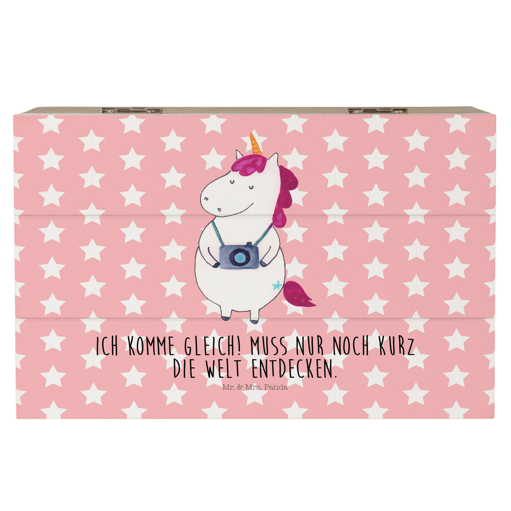 Holzkiste Einhorn Fotograf Holzkiste, Kiste, Schatzkiste, Truhe, Schatulle, XXL, Erinnerungsbox, Erinnerungskiste, Dekokiste, Aufbewahrungsbox, Einhorn, Einhörner, Einhorn Deko, Pegasus, Unicorn, Fotograf, Fotografie, Kamera, Reisen, Weltreise, Weltenbummler, Urlaub, Tourist, Kurztrip, Reise, Städtereise