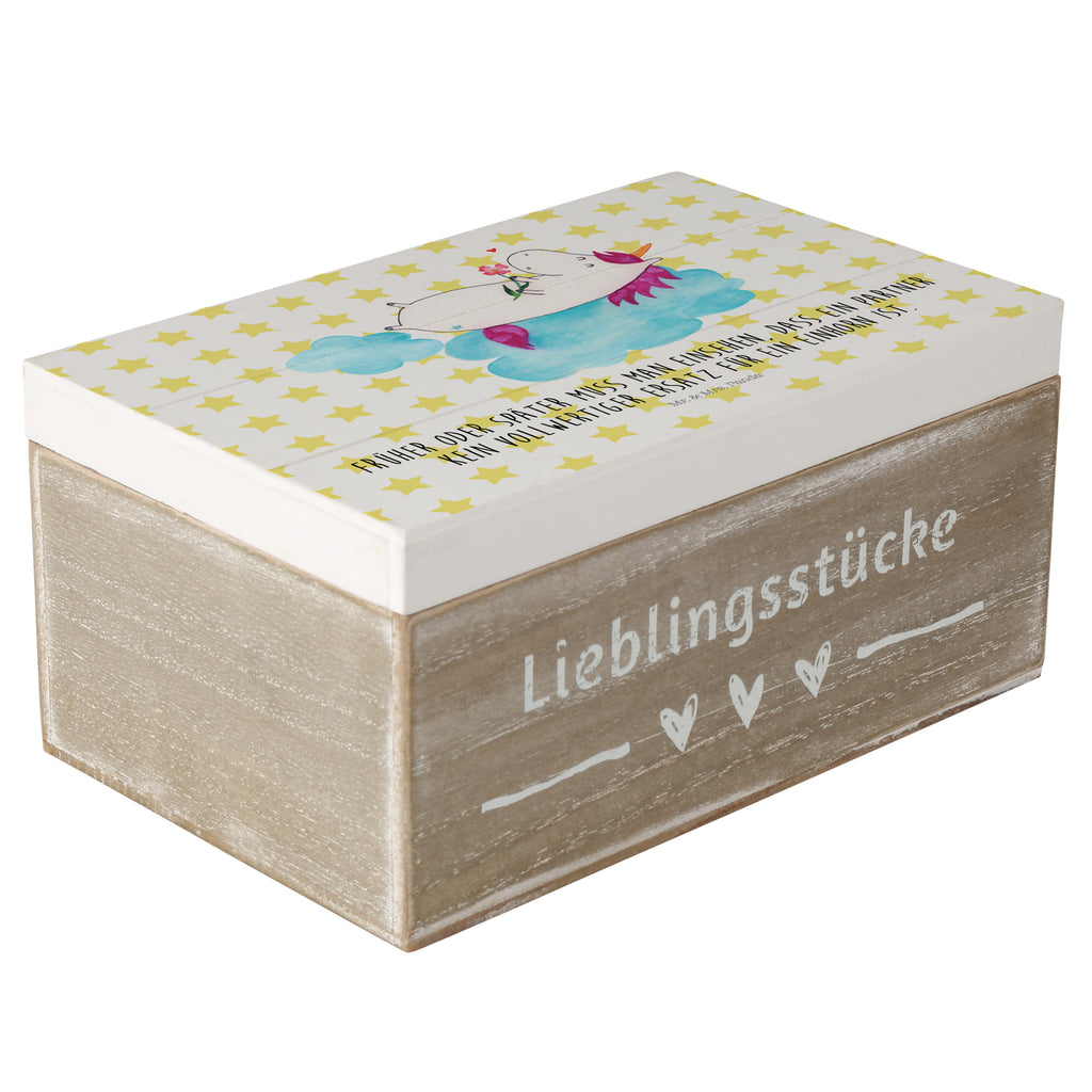 Holzkiste Einhorn verliebt auf Wolke Holzkiste, Kiste, Schatzkiste, Truhe, Schatulle, XXL, Erinnerungsbox, Erinnerungskiste, Dekokiste, Aufbewahrungsbox, Einhorn, Einhörner, Einhorn Deko, Pegasus, Unicorn, verliebt, Liebe, Liebesbeweis, Freundin, Wolke