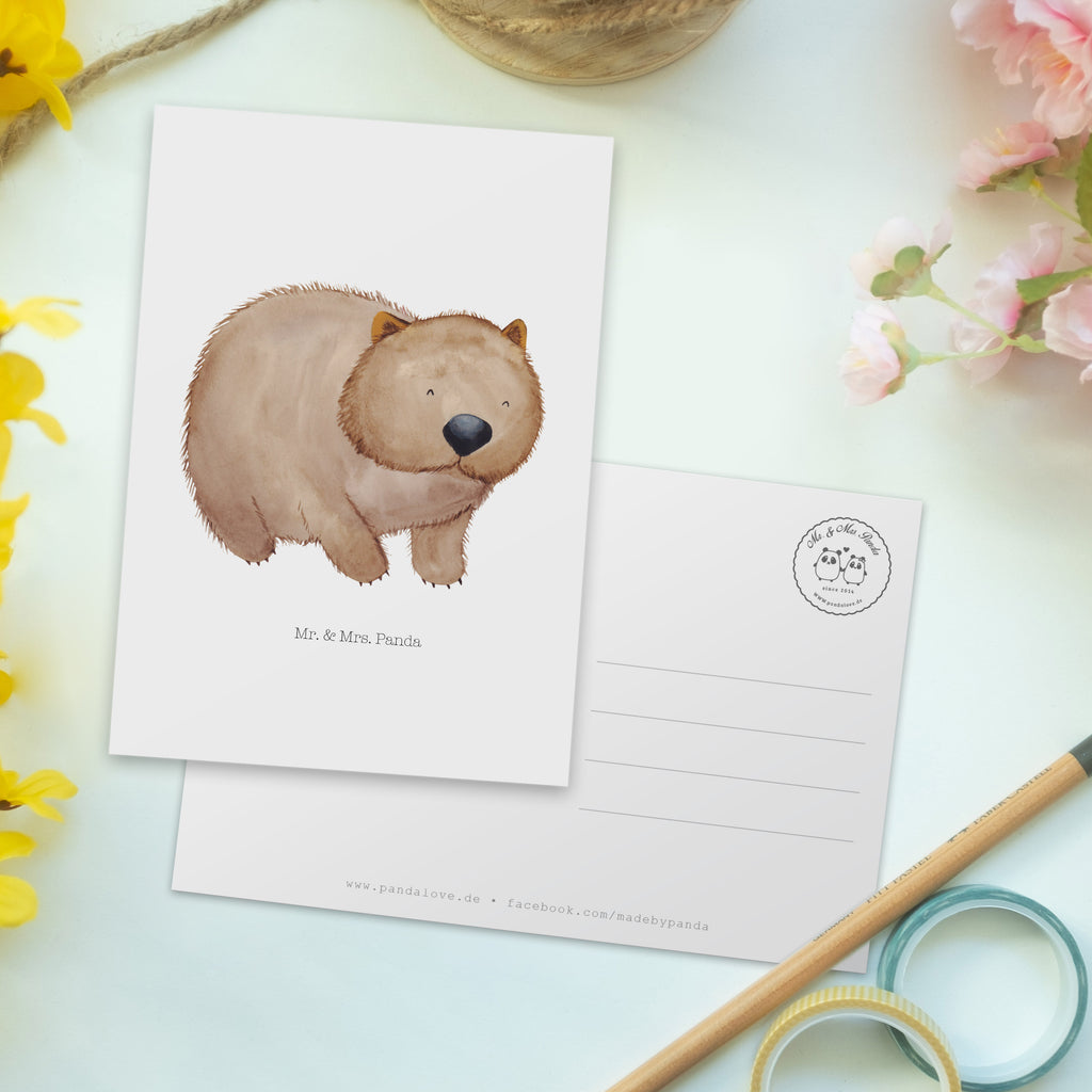 Postkarte Wombat Geschenkkarte, Grußkarte, Karte, Einladung, Ansichtskarte, Geburtstagskarte, Einladungskarte, Dankeskarte, Tiermotive, Gute Laune, lustige Sprüche, Tiere, Wombat, Das Leben ist schön, Motivation, Spruch, Australien