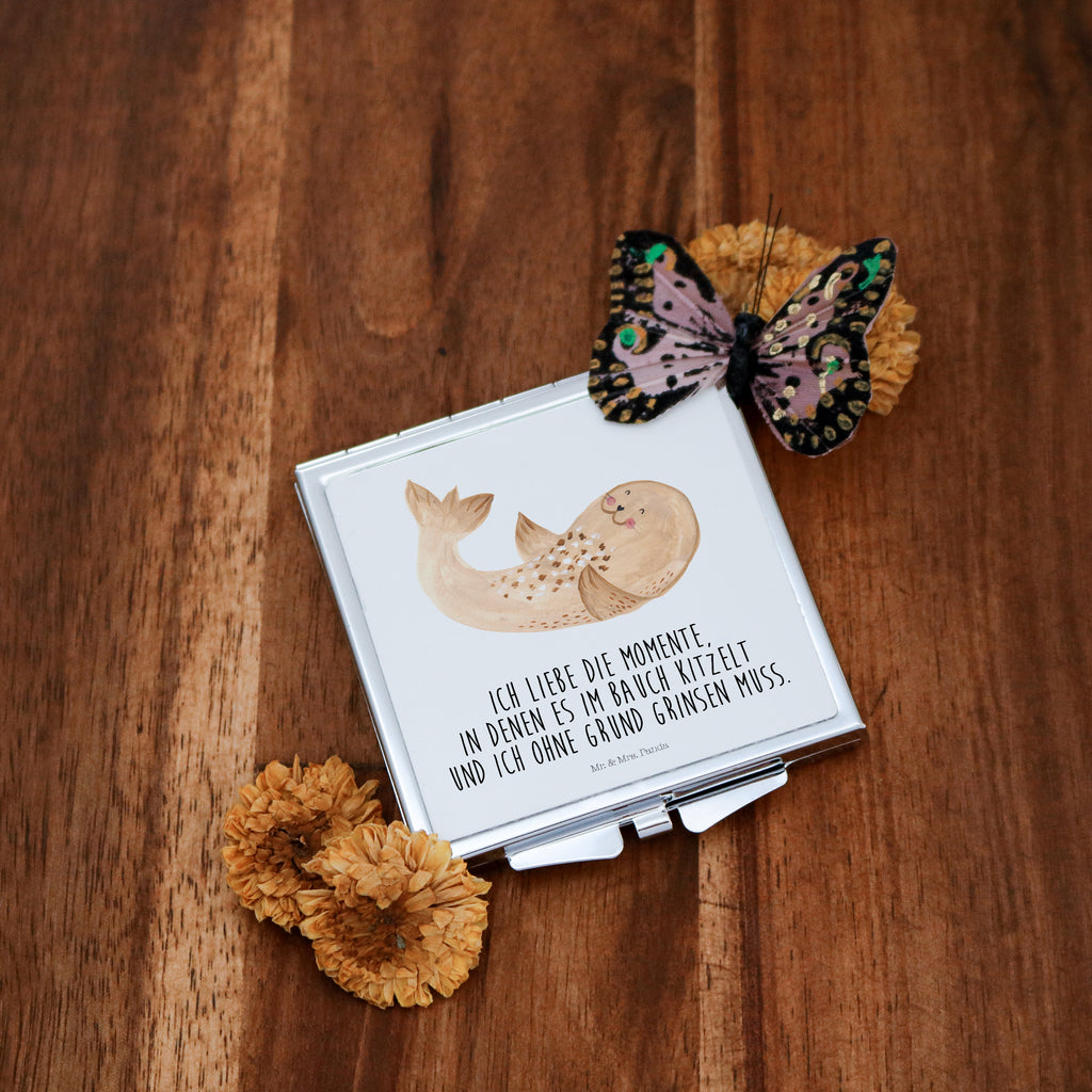 Handtaschenspiegel quadratisch Robbe liegend Spiegel, Handtasche, Quadrat, silber, schminken, Schminkspiegel, Tiermotive, Gute Laune, lustige Sprüche, Tiere, Robbe, Robben, Seehund, Strand, Meerestier, Ostsee, Nordsee, Lachen, Freude