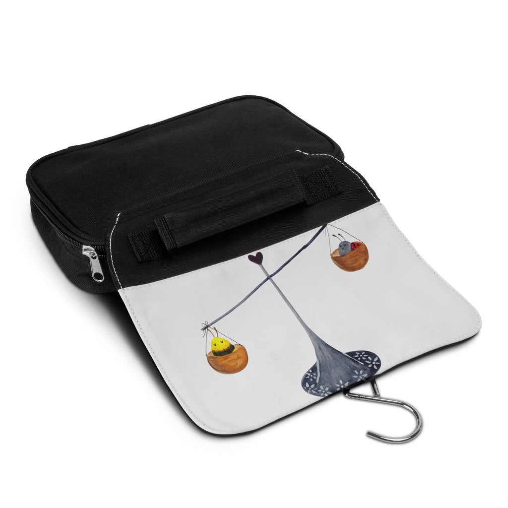 Kulturbeutel Sternzeichen Waage Kulturbeutel, Zum Aufhängen, Waschtasche, Kosmetiktasche, Damen, Herren, Aufbewahrungstasche, Schminktasche, Kosmetikbeutel, Organizer, Kulturtasche, Schminkutensil, Tierkreiszeichen, Sternzeichen, Horoskop, Astrologie, Aszendent, Waage, Waage Geschenk, Waage Sternzeichen, Geschenk Oktober, Geschenk September, Geburtstag Oktober, Geburtstag September, Gleichgewicht, Marienkäfer, Hummel, Biene