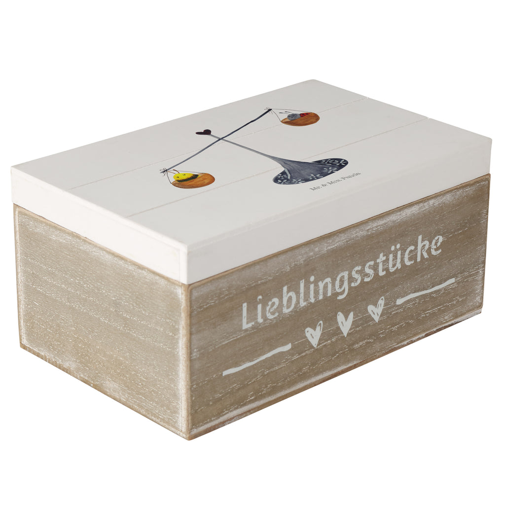 Holzkiste Sternzeichen Waage Holzkiste, Kiste, Schatzkiste, Truhe, Schatulle, XXL, Erinnerungsbox, Erinnerungskiste, Dekokiste, Aufbewahrungsbox, Tierkreiszeichen, Sternzeichen, Horoskop, Astrologie, Aszendent, Waage, Waage Geschenk, Waage Sternzeichen, Geschenk Oktober, Geschenk September, Geburtstag Oktober, Geburtstag September, Gleichgewicht, Marienkäfer, Hummel, Biene