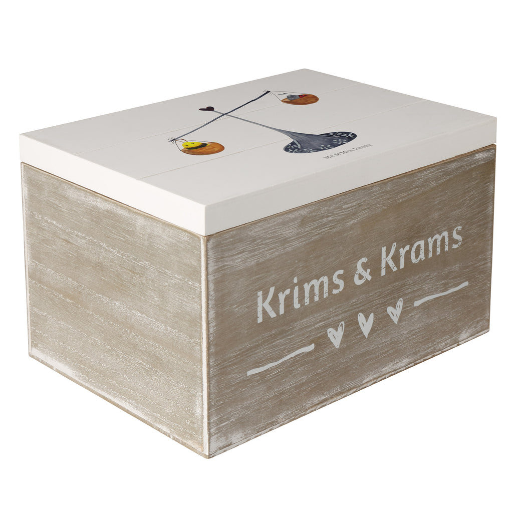 Holzkiste Sternzeichen Waage Holzkiste, Kiste, Schatzkiste, Truhe, Schatulle, XXL, Erinnerungsbox, Erinnerungskiste, Dekokiste, Aufbewahrungsbox, Tierkreiszeichen, Sternzeichen, Horoskop, Astrologie, Aszendent, Waage, Waage Geschenk, Waage Sternzeichen, Geschenk Oktober, Geschenk September, Geburtstag Oktober, Geburtstag September, Gleichgewicht, Marienkäfer, Hummel, Biene