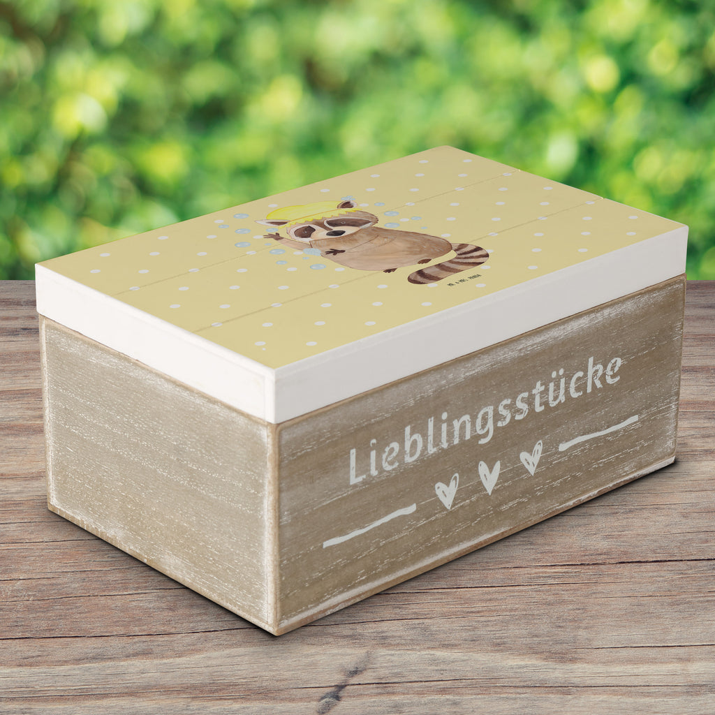 Holzkiste Waschbär Holzkiste, Kiste, Schatzkiste, Truhe, Schatulle, XXL, Erinnerungsbox, Erinnerungskiste, Dekokiste, Aufbewahrungsbox, Tiermotive, Gute Laune, lustige Sprüche, Tiere, Waschbär, Tagträumen, Plan, Fröhlich, waschen, Seifenblasen