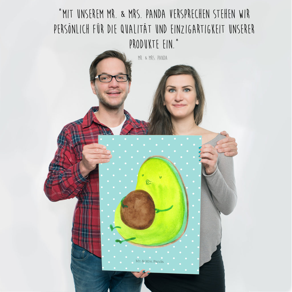 Poster Avocado pfeift Poster, Wandposter, Bild, Wanddeko, Küchenposter, Kinderposter, Wanddeko Bild, Raumdekoration, Wanddekoration, Handgemaltes Poster, Mr. & Mrs. Panda Poster, Designposter, Kunstdruck, Posterdruck, Avocado, Veggie, Vegan, Gesund, Diät, Abnehmen, Ernährung, dick sein, Pummelfee