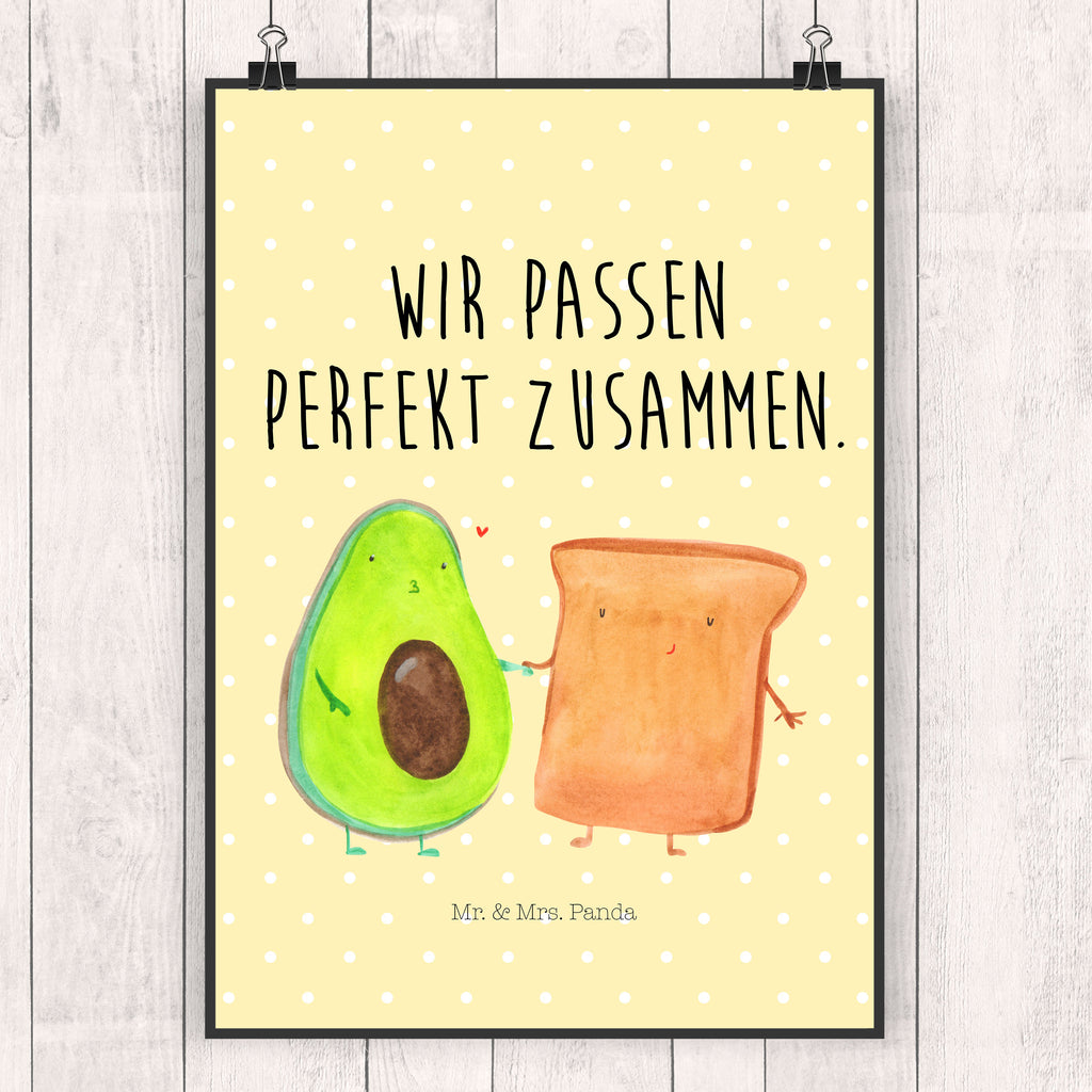 Poster Avocado + Toast Poster, Wandposter, Bild, Wanddeko, Küchenposter, Kinderposter, Wanddeko Bild, Raumdekoration, Wanddekoration, Handgemaltes Poster, Mr. & Mrs. Panda Poster, Designposter, Kunstdruck, Posterdruck, Avocado, Veggie, Vegan, Gesund, Toast, Toastbrot, Liebespaar, Pärchen, Freund, Freundin, Verlobt, Verlobungsparty, Hochzeit, Hochzeitsgeschenk, Jahrestag, Jahrestagsgeschenk