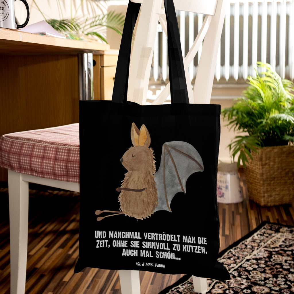 Tragetasche Fledermaus sitzend Beuteltasche, Beutel, Einkaufstasche, Jutebeutel, Stoffbeutel, Tiermotive, Gute Laune, lustige Sprüche, Tiere, Fledermaus, Fledermäuse, Motivation, entspannen