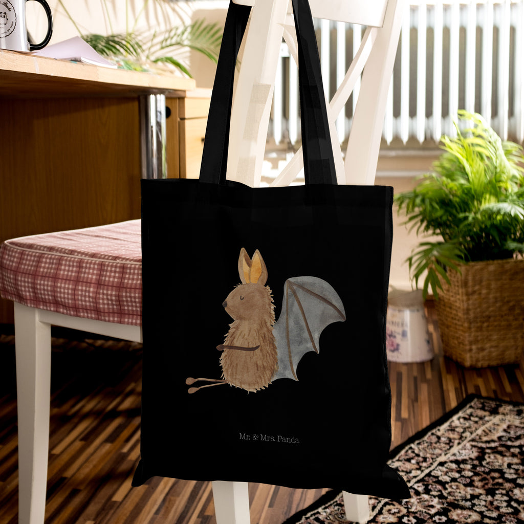 Tragetasche Fledermaus sitzend Beuteltasche, Beutel, Einkaufstasche, Jutebeutel, Stoffbeutel, Tiermotive, Gute Laune, lustige Sprüche, Tiere, Fledermaus, Fledermäuse, Motivation, entspannen