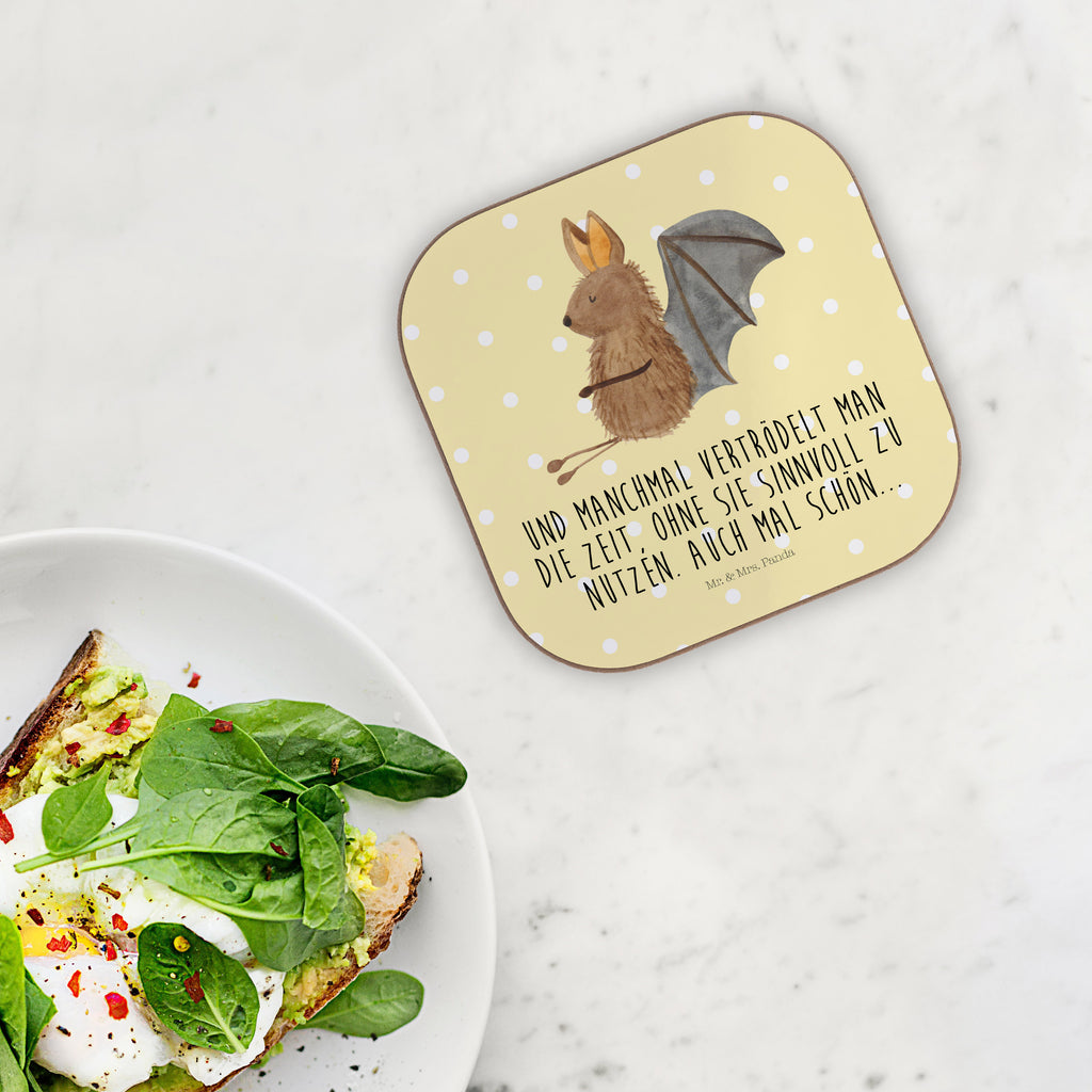 Quadratische Untersetzer Fledermaus sitzend Bierdeckel, Glasuntersetzer, Untersetzer Gläser, Getränkeuntersetzer, Tiermotive, Gute Laune, lustige Sprüche, Tiere, Fledermaus, Fledermäuse, Motivation, entspannen