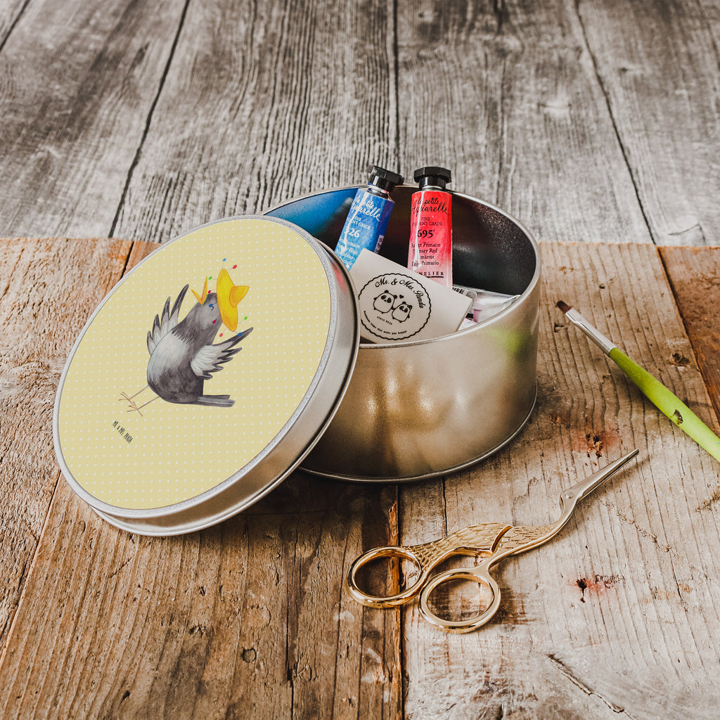 Blechdose rund Rabe mit Sombrero Metalldose, Keksdose, Dose, Vorratsdose, Geschenkbox, Tiermotive, Gute Laune, lustige Sprüche, Tiere, Rabe, Vogel, Vögel, Spruch positiv, fröhlich sein, glücklich sein, Glück Spruch, froh, Elster, Motivation