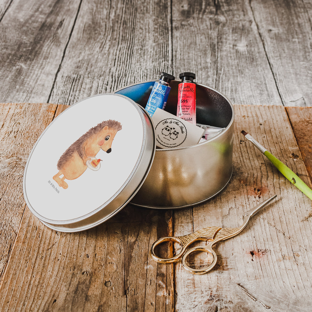 Blechdose rund Igel mit Kuchenstück Metalldose, Keksdose, Dose, Vorratsdose, Geschenkbox, Tiermotive, Gute Laune, lustige Sprüche, Tiere, Igel, Essen Spruch, Kuchen, Backen Geschenk, Kuchen backen, Einladung Party, Geburtstagskuchen, Torte