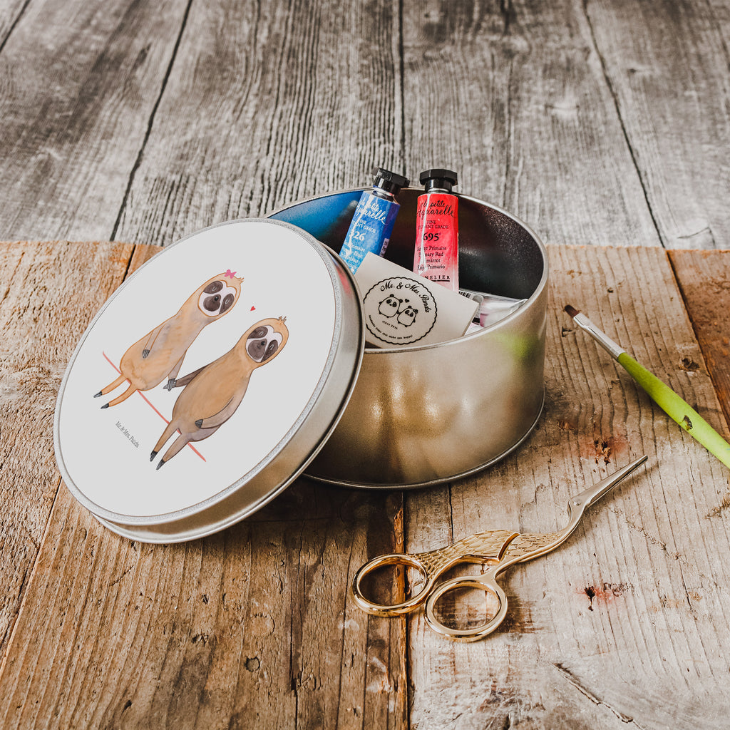 Blechdose rund Faultier Pärchen Metalldose, Keksdose, Dose, Vorratsdose, Geschenkbox, Faultier, Faultier Geschenk, Faultier Deko, Faultiere, faul, Lieblingstier, Liebe, Liebespaar, Faultierliebe, Faultierpärchen, verliebt, verlobt, gemeinsam, relaxen, Pärchen, Beziehung, Langsamkeit