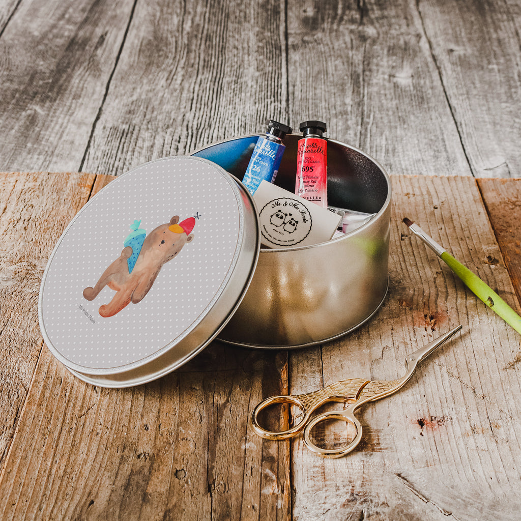 Blechdose rund Bär mit Schultüte Metalldose, Keksdose, Dose, Vorratsdose, Geschenkbox, Bär, Teddy, Teddybär, Bär Motiv, Schultüte, Erster Schultag Geschenk, Einschulung Geschenk, Schule Geschenk, Grundschule, Schulanfang, Schulbeginn