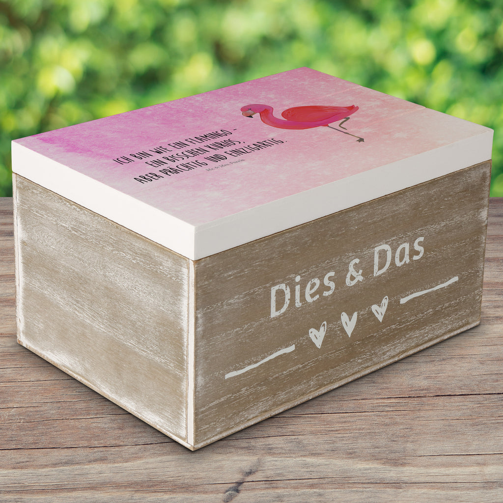 Holzkiste Flamingo classic Holzkiste, Kiste, Schatzkiste, Truhe, Schatulle, XXL, Erinnerungsbox, Erinnerungskiste, Dekokiste, Aufbewahrungsbox, Flamingo, Einzigartig, Selbstliebe, Stolz, ich, für mich, Spruch, Freundin, Freundinnen, Außenseiter, Sohn, Tochter, Geschwister