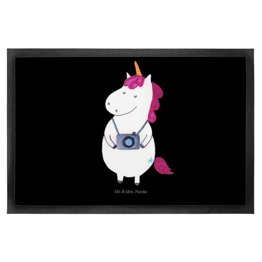 Fußmatte Einhorn Fotograf Einhorn, Einhörner, Unicorn, Fotograf, Fotografie, Kamera, Reisen, Weltreise, Weltenbummler, Urlaub, Tourist, Kurztrip, Reise, Städtereise Türvorleger, Schmutzmatte, Fußabtreter, Matte, Schmutzfänger, Fußabstreifer, Schmutzfangmatte, Türmatte, Motivfußmatte,  Haustürmatte, Vorleger  Einhorn, Einhörner, Einhorn Deko, Pegasus, Unicorn