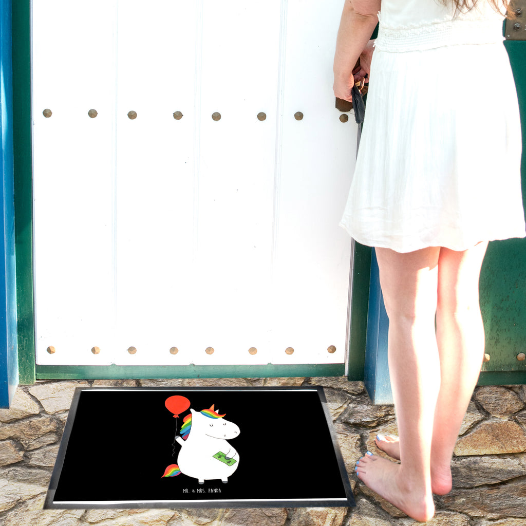 Fußmatte Einhorn Luftballon Einhorn, Einhörner, Unicorn, Luftballon, Geld, Lebenslust, Freude, Geschenk, Freundin	 Türvorleger, Schmutzmatte, Fußabtreter, Matte, Schmutzfänger, Fußabstreifer, Schmutzfangmatte, Türmatte, Motivfußmatte,  Haustürmatte, Vorleger  Einhorn, Einhörner, Einhorn Deko, Pegasus, Unicorn