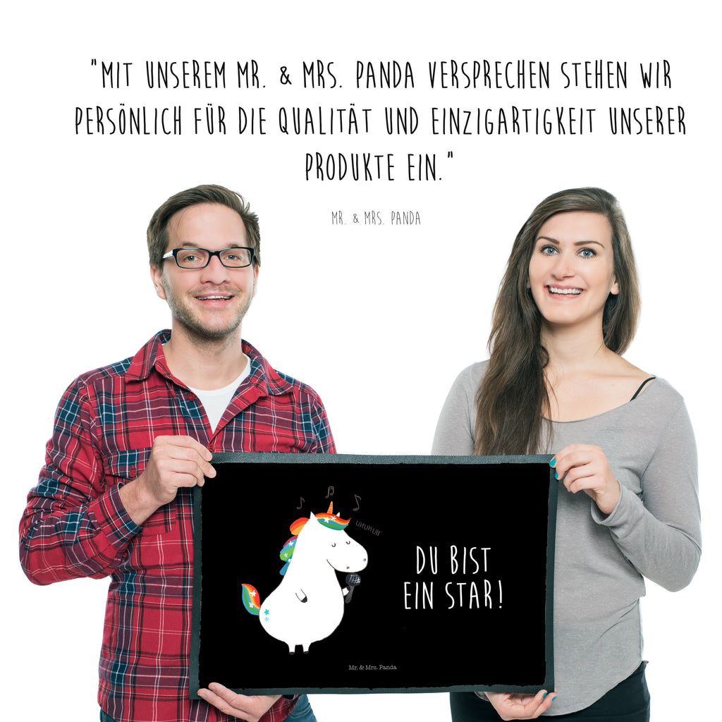 Fußmatte Einhorn Sänger Türvorleger, Schmutzmatte, Fußabtreter, Matte, Schmutzfänger, Fußabstreifer, Schmutzfangmatte, Türmatte, Motivfußmatte, Haustürmatte, Vorleger, Einhorn, Einhörner, Einhorn Deko, Pegasus, Unicorn, Glitzer, Konfetti, Party, Geburtstag, Feier, Fest, Disco, Sängerin, Sänger, Freundin