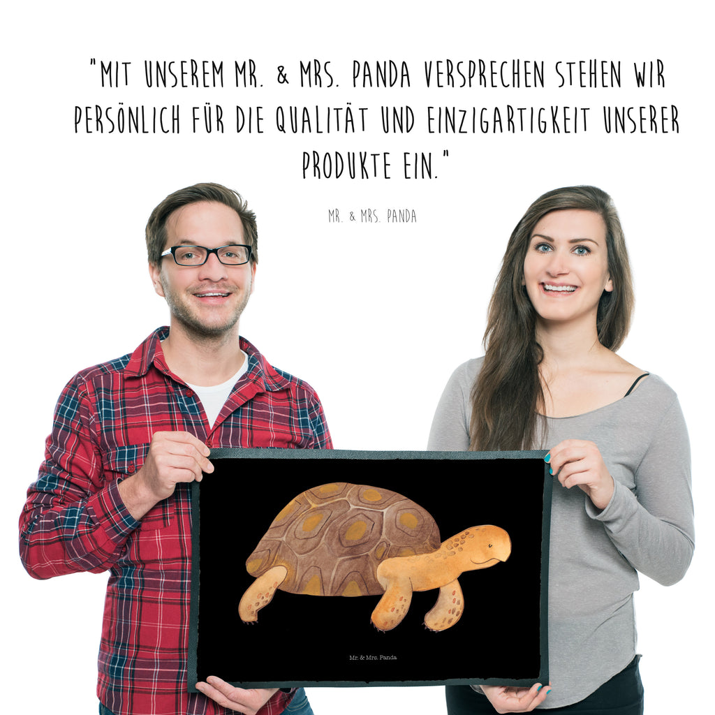 Fußmatte Schildkröte marschiert Schildkröte, Schildkröten, get lost, Abenteuer, Reiselust, Inspiration, Neustart, Motivation, Lieblingsmensch	 Türvorleger, Schmutzmatte, Fußabtreter, Matte, Schmutzfänger, Fußabstreifer, Schmutzfangmatte, Türmatte, Motivfußmatte,  Haustürmatte, Vorleger  Meerestiere, Meer, Urlaub