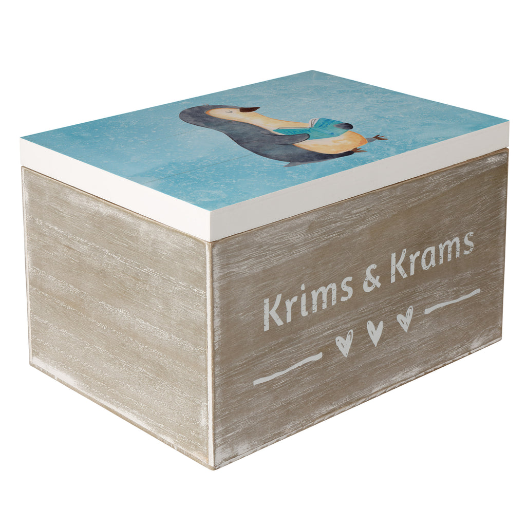 Holzkiste Pinguin Buch Holzkiste, Kiste, Schatzkiste, Truhe, Schatulle, XXL, Erinnerungsbox, Erinnerungskiste, Dekokiste, Aufbewahrungsbox, Pinguin, Pinguine, Buch, Lesen, Bücherwurm, Nichtstun, Faulenzen, Ferien, Urlaub, Freizeit