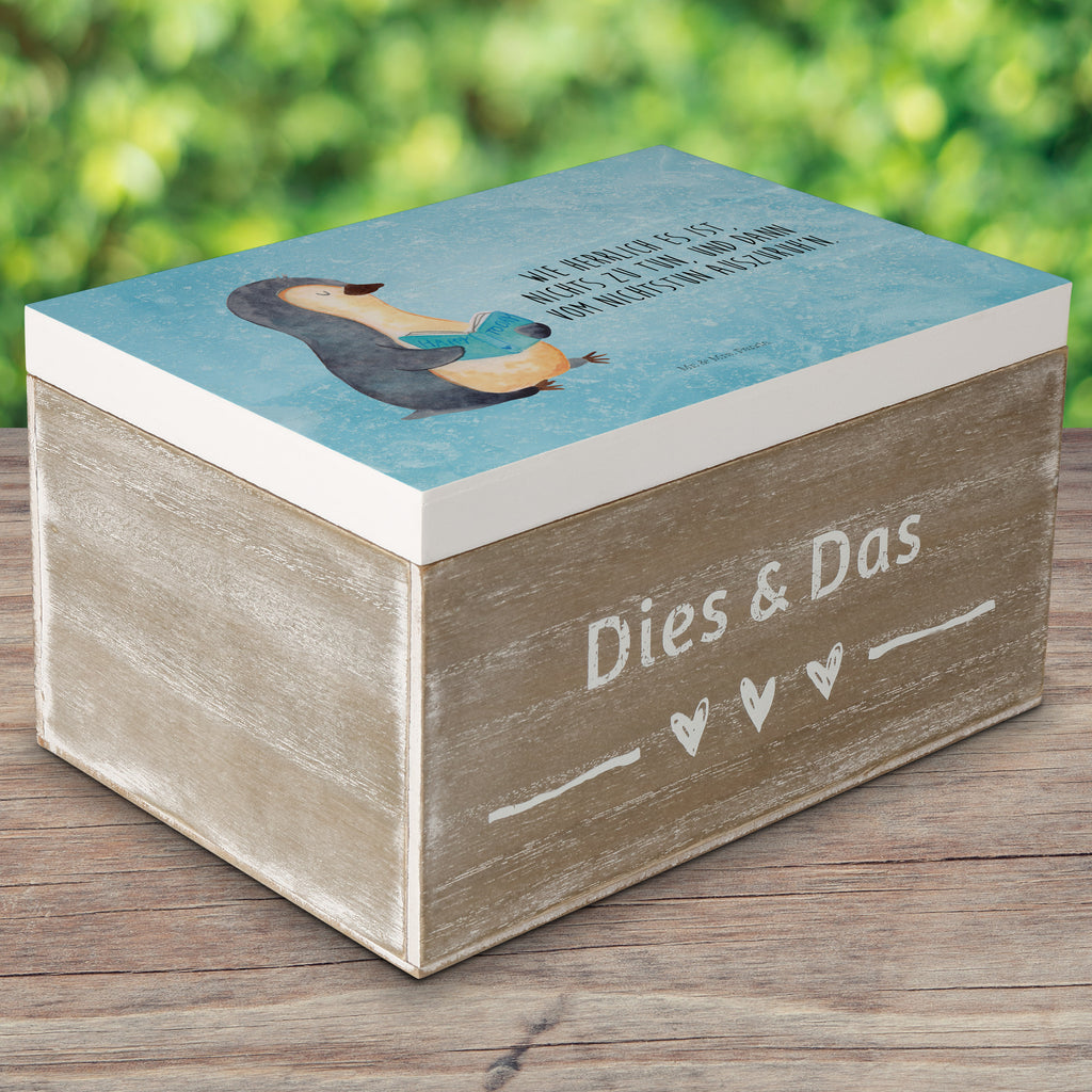 Holzkiste Pinguin Buch Holzkiste, Kiste, Schatzkiste, Truhe, Schatulle, XXL, Erinnerungsbox, Erinnerungskiste, Dekokiste, Aufbewahrungsbox, Pinguin, Pinguine, Buch, Lesen, Bücherwurm, Nichtstun, Faulenzen, Ferien, Urlaub, Freizeit