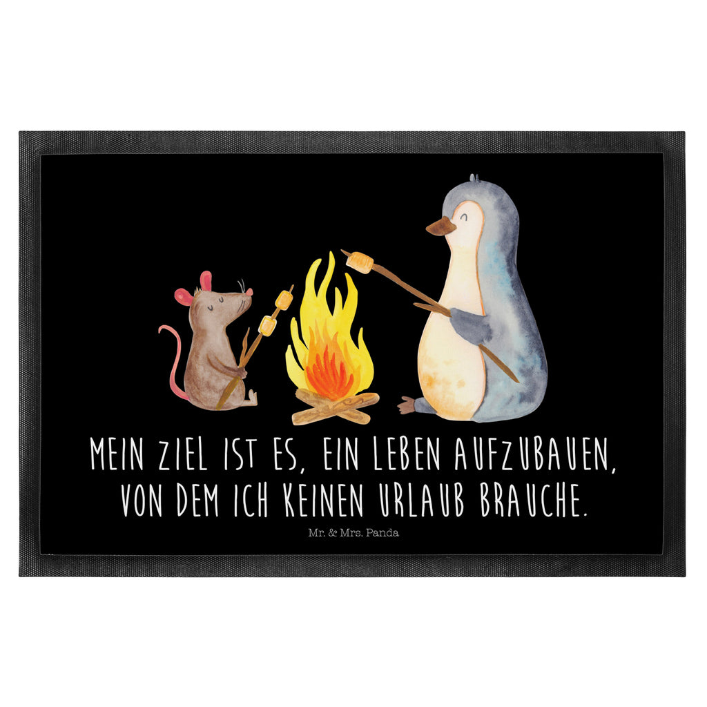 Fußmatte Pinguin Lagerfeuer Türvorleger, Schmutzmatte, Fußabtreter, Matte, Schmutzfänger, Fußabstreifer, Schmutzfangmatte, Türmatte, Motivfußmatte, Haustürmatte, Vorleger, Pinguin, Maus, Pinguine, Lagerfeuer, Leben, Arbeit, Job, Motivation, Büro, Büroalltag, Lebensspruch, Lebensmotivation, Neustart, Liebe, grillen, Feuer, Marshmallows