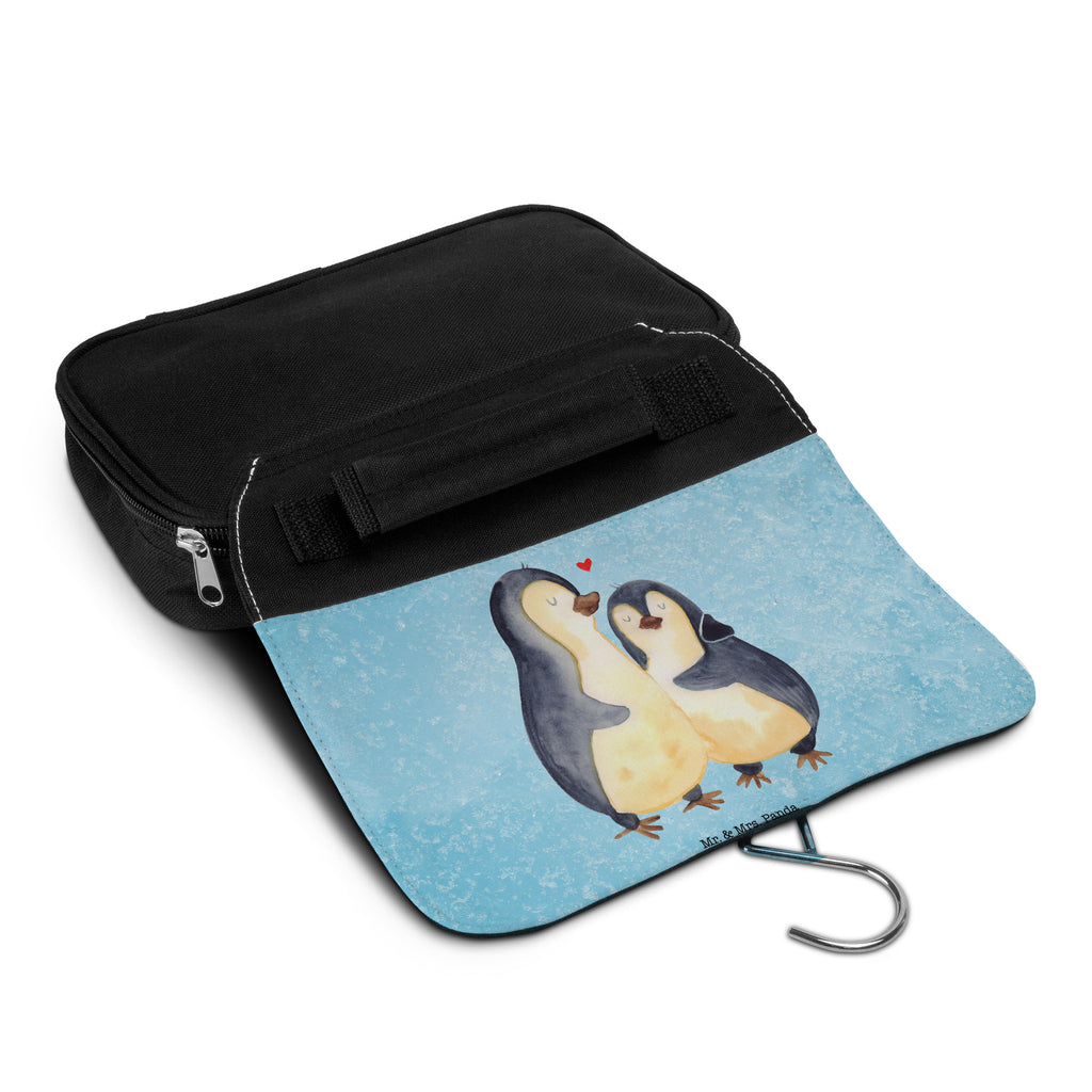 Kulturbeutel Pinguin umarmend Kulturbeutel, Zum Aufhängen, Waschtasche, Kosmetiktasche, Damen, Herren, Aufbewahrungstasche, Schminktasche, Kosmetikbeutel, Organizer, Kulturtasche, Schminkutensil, Pinguin, Liebe, Liebespaar, Liebesbeweis, Liebesgeschenk, Verlobung, Jahrestag, Hochzeitstag, Hochzeit, Hochzeitsgeschenk