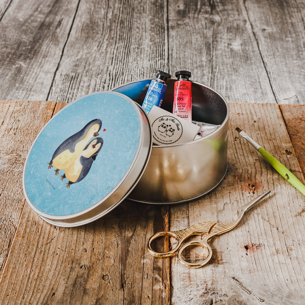 Blechdose rund Pinguin umarmend Metalldose, Keksdose, Dose, Vorratsdose, Geschenkbox, Pinguin, Liebe, Liebespaar, Liebesbeweis, Liebesgeschenk, Verlobung, Jahrestag, Hochzeitstag, Hochzeit, Hochzeitsgeschenk
