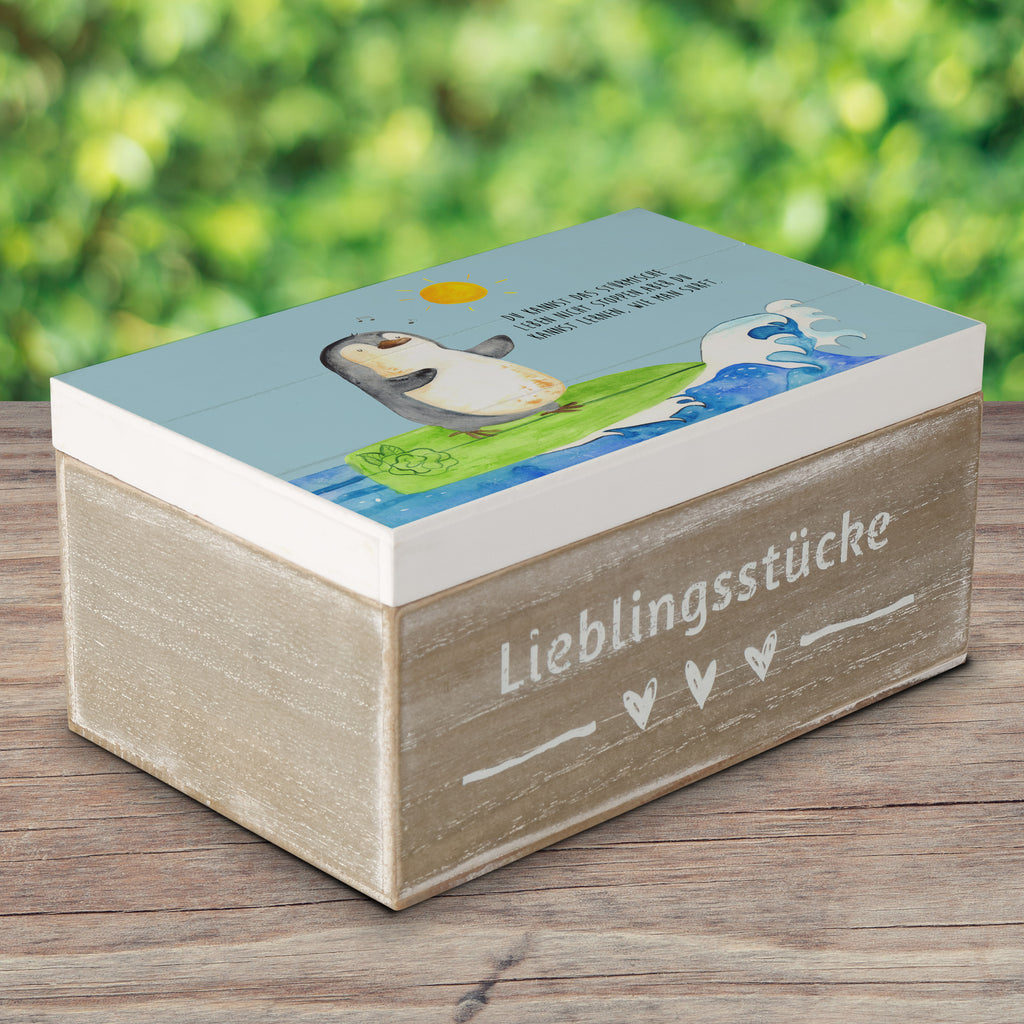 Holzkiste Pinguin Surfer Holzkiste, Kiste, Schatzkiste, Truhe, Schatulle, XXL, Erinnerungsbox, Erinnerungskiste, Dekokiste, Aufbewahrungsbox, Pinguin, Pinguine, surfen, Surfer, Hawaii, Urlaub, Wellen, Wellen reiten, Portugal