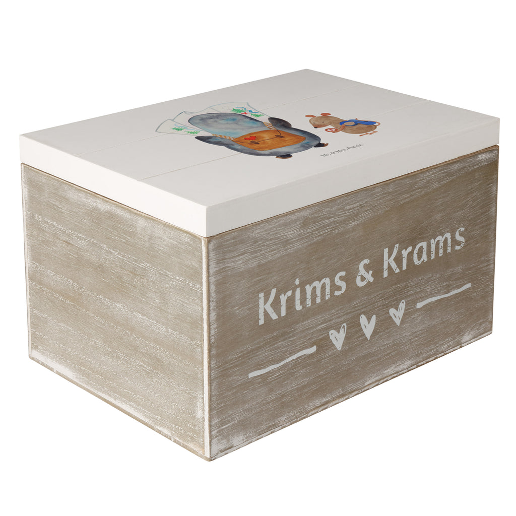 Holzkiste Pinguin & Maus Wanderer Holzkiste, Kiste, Schatzkiste, Truhe, Schatulle, XXL, Erinnerungsbox, Erinnerungskiste, Dekokiste, Aufbewahrungsbox, Pinguin, Pinguine, Abenteurer, Abenteuer, Roadtrip, Ausflug, Wanderlust, wandern