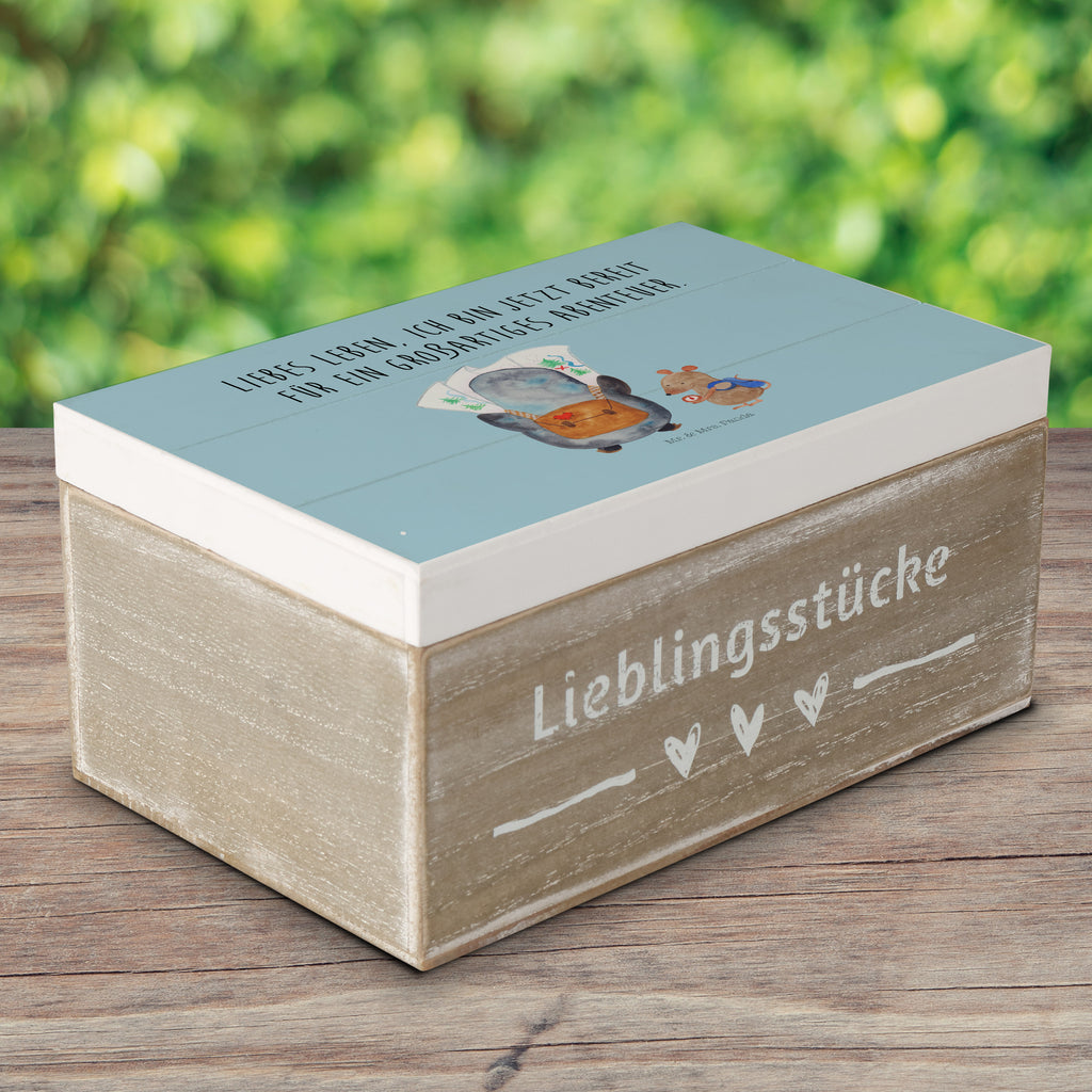 Holzkiste Pinguin & Maus Wanderer Holzkiste, Kiste, Schatzkiste, Truhe, Schatulle, XXL, Erinnerungsbox, Erinnerungskiste, Dekokiste, Aufbewahrungsbox, Pinguin, Pinguine, Abenteurer, Abenteuer, Roadtrip, Ausflug, Wanderlust, wandern