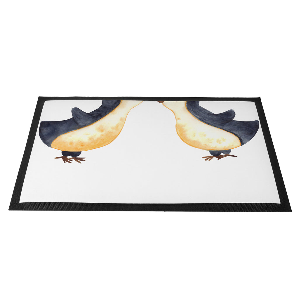 Fußmatte Pinguin Liebe Pinguin, Pinguine, Pinguin Paar, Pinguinpaar, Pinguin Liebe, Liebe, Paar, Pärchen. Liebespaar, Liebesbeweis, Liebesspruch, Verlobung, Hochzeitstag, Jahrestag, Geschenk Freund, Geschenk Freundin, Verlobte, Verlobter, Love, Geschenk Hochzeitstag, Geschenkidee, Hochzeit, Gastgeschenk Türvorleger, Schmutzmatte, Fußabtreter, Matte, Schmutzfänger, Fußabstreifer, Schmutzfangmatte, Türmatte, Motivfußmatte,  Haustürmatte, Vorleger  Liebe,  Partner, Freund, Freundin, Ehemann, Ehefrau, Heiraten, Verlobung, Heiratsantrag, Liebesgeschenk, Jahrestag, Hocheitstag