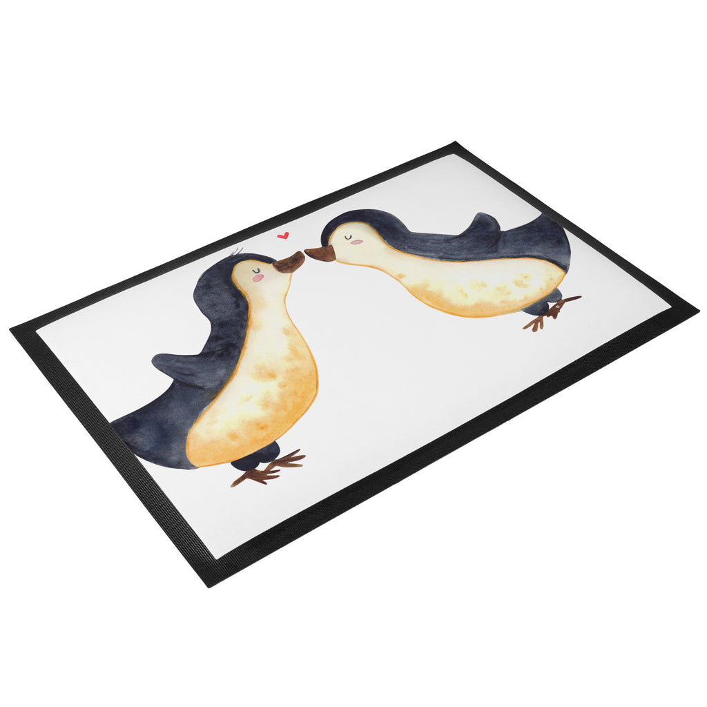 Fußmatte Pinguin Liebe Pinguin, Pinguine, Pinguin Paar, Pinguinpaar, Pinguin Liebe, Liebe, Paar, Pärchen. Liebespaar, Liebesbeweis, Liebesspruch, Verlobung, Hochzeitstag, Jahrestag, Geschenk Freund, Geschenk Freundin, Verlobte, Verlobter, Love, Geschenk Hochzeitstag, Geschenkidee, Hochzeit, Gastgeschenk Türvorleger, Schmutzmatte, Fußabtreter, Matte, Schmutzfänger, Fußabstreifer, Schmutzfangmatte, Türmatte, Motivfußmatte,  Haustürmatte, Vorleger  Liebe,  Partner, Freund, Freundin, Ehemann, Ehefrau, Heiraten, Verlobung, Heiratsantrag, Liebesgeschenk, Jahrestag, Hocheitstag