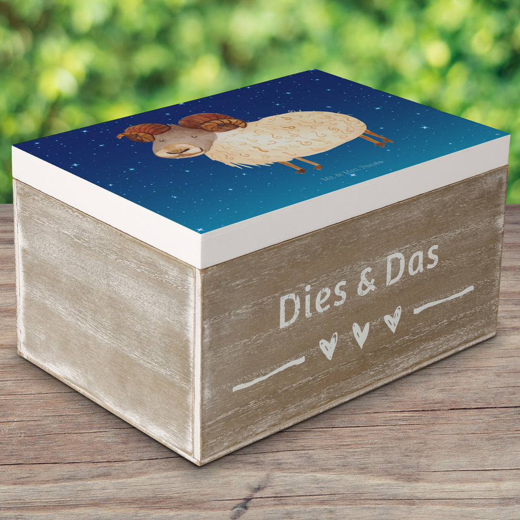 Holzkiste Sternzeichen Widder Holzkiste, Kiste, Schatzkiste, Truhe, Schatulle, XXL, Erinnerungsbox, Erinnerungskiste, Dekokiste, Aufbewahrungsbox, Tierkreiszeichen, Sternzeichen, Horoskop, Astrologie, Aszendent, Widder Geschenk, Widder Sternzeichen, Geschenk März, Geschenk April, Geburtstag März, Geburtstag April, Bock, Schafbock