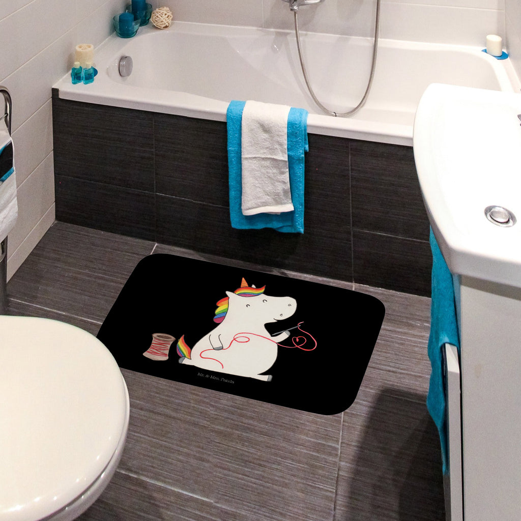 Badvorleger Einhorn Näherin Badematte, Badteppich, Duschvorleger, Badezimmerteppich, Badezimmermatte, Badvorleger, Duschmatte, Duschteppich, Einhorn, Einhörner, Einhorn Deko, Pegasus, Unicorn, Näherin, nähen, Mädchen, Freundin, Häkeln, Stricken, basteln, Nähzimmer