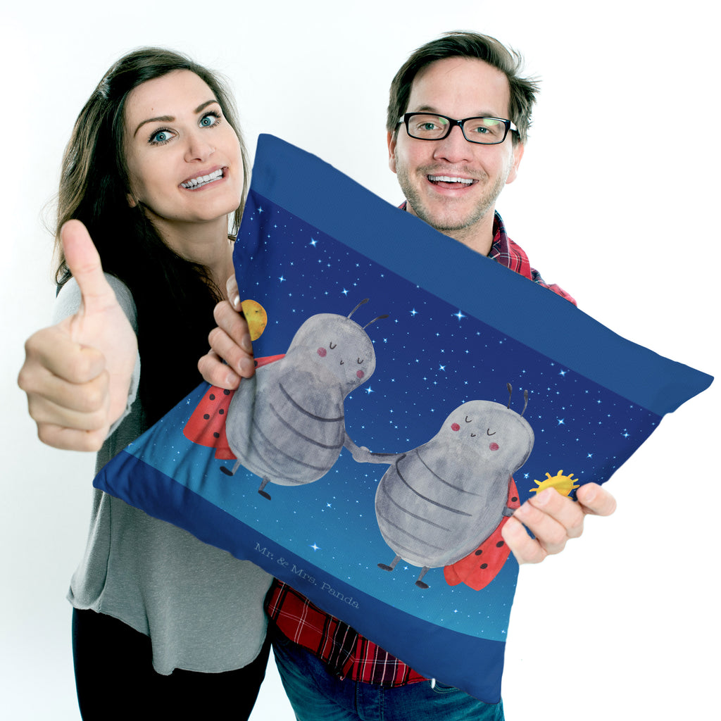 40x40 Kissen Sternzeichen Zwilling Kissenhülle, Kopfkissen, Sofakissen, Dekokissen, Motivkissen, Tierkreiszeichen, Sternzeichen, Horoskop, Astrologie, Aszendent, Zwillinge, Zwilling Geschenk, Zwilling Sternzeichen, Geburtstag Mai, Geschenk Mai, Geschenk Juni, Marienkäfer, Glückskäfer, Zwillingsbruder, Zwillingsschwester