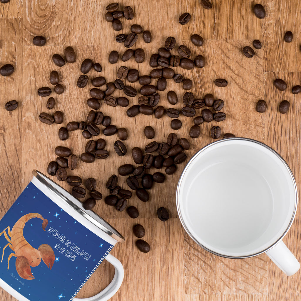 Camping Emaille Tasse Sternzeichen Skorpion Campingtasse, Trinkbecher, Metalltasse, Outdoor Tasse, Emaille Trinkbecher, Blechtasse Outdoor, Emaille Campingbecher, Edelstahl Trinkbecher, Metalltasse für Camping, Kaffee Blechtasse, Camping Tasse Metall, Tierkreiszeichen, Sternzeichen, Horoskop, Astrologie, Aszendent, Skorpione, Skorpion Geschenk, Skorpion Sternzeichen, Geschenk Oktober, Geschenk November, Geburtstag Oktober, Geburtstag November