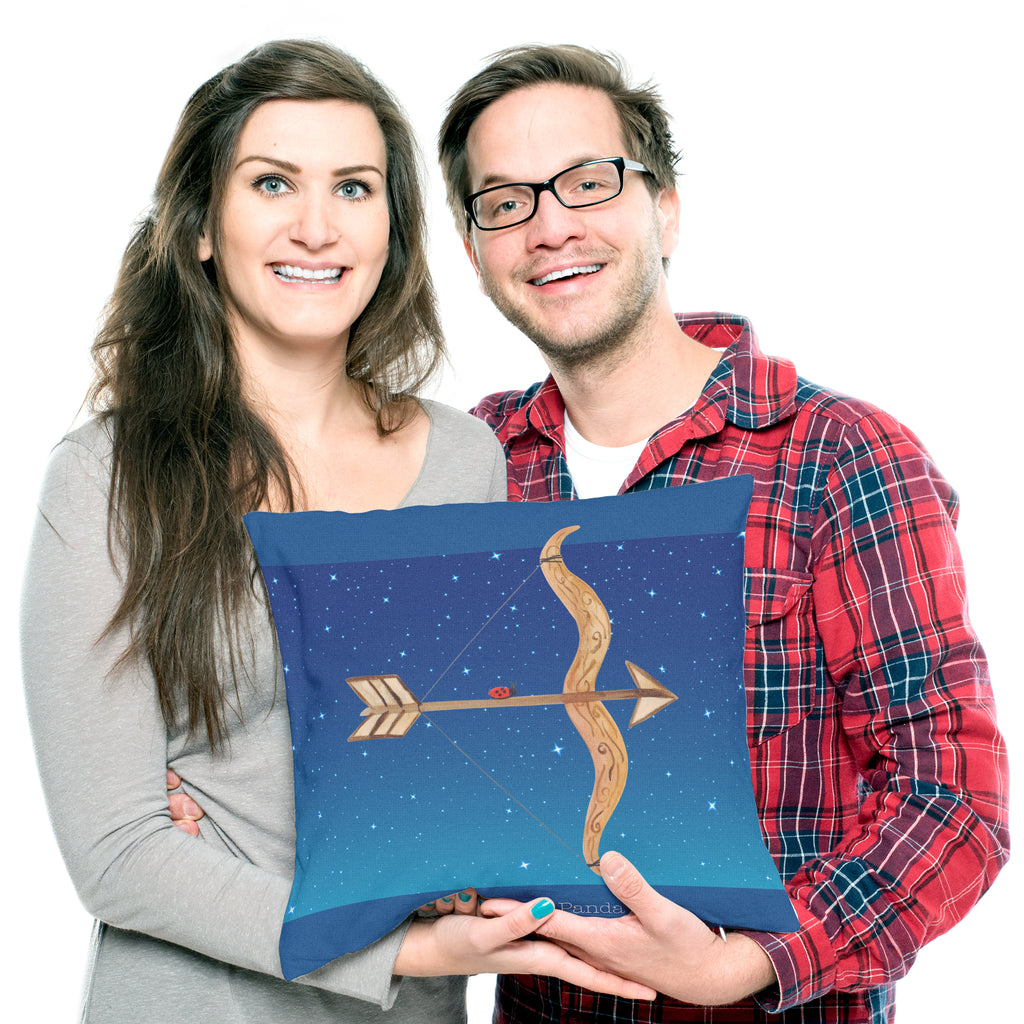 40x40 Kissen Sternzeichen Schütze Kissenhülle, Kopfkissen, Sofakissen, Dekokissen, Motivkissen, Tierkreiszeichen, Sternzeichen, Horoskop, Astrologie, Aszendent, Schütze, Schütze Geschenk, Schütze Sternzeichen, Geschenk November, Geschenk Dezember, Geburtstag November, Geburtstag Dezember, Geschenk Schützenfest