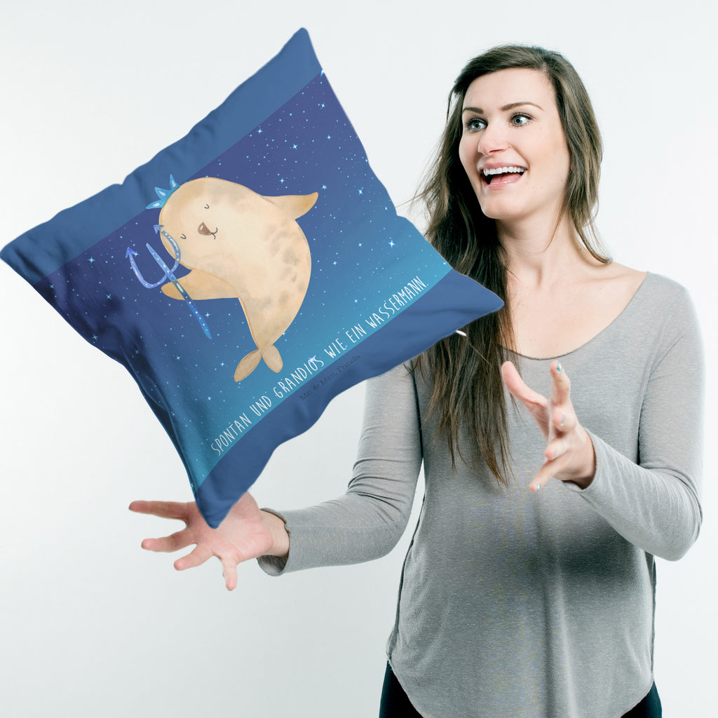 40x40 Kissen Sternzeichen Wassermann Kissenhülle, Kopfkissen, Sofakissen, Dekokissen, Motivkissen, Tierkreiszeichen, Sternzeichen, Horoskop, Astrologie, Aszendent, Meermann, Nix, Wassermann Geschenk, Wassermann Sternzeichen, Geschenk Januar, Geschenk Februar, Geburtstag Januar, Geburtstag Februar, Meer Geschenk