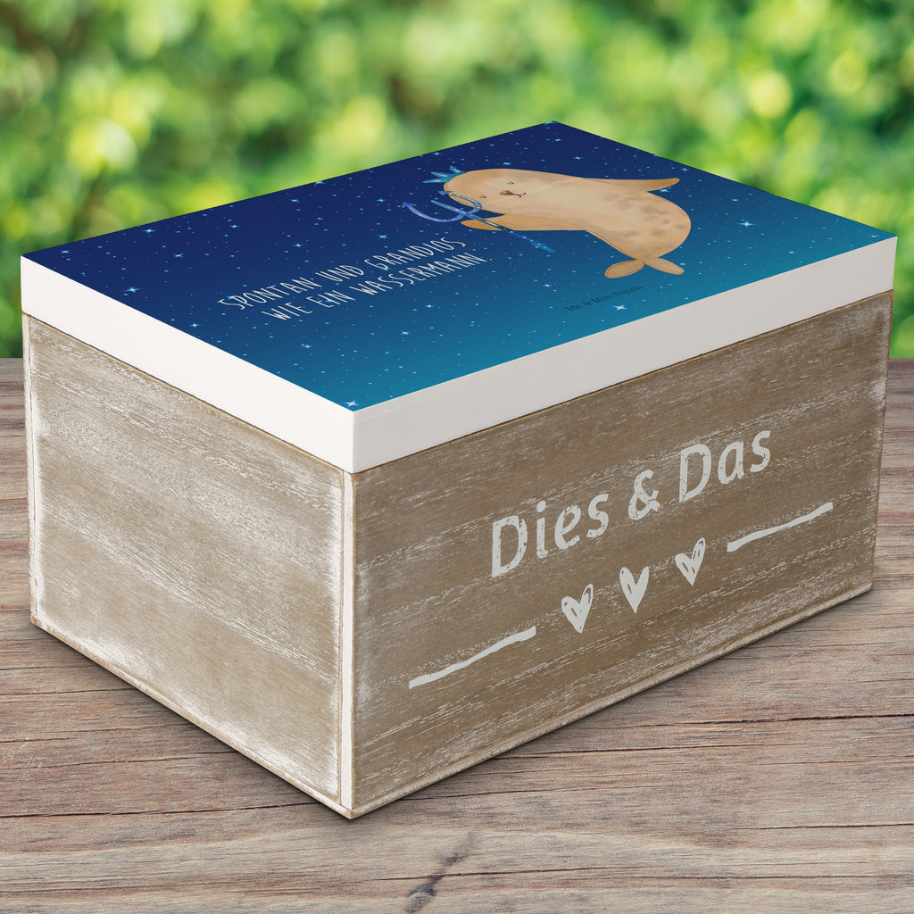 Holzkiste Sternzeichen Wassermann Holzkiste, Kiste, Schatzkiste, Truhe, Schatulle, XXL, Erinnerungsbox, Erinnerungskiste, Dekokiste, Aufbewahrungsbox, Tierkreiszeichen, Sternzeichen, Horoskop, Astrologie, Aszendent, Meermann, Nix, Wassermann Geschenk, Wassermann Sternzeichen, Geschenk Januar, Geschenk Februar, Geburtstag Januar, Geburtstag Februar, Meer Geschenk