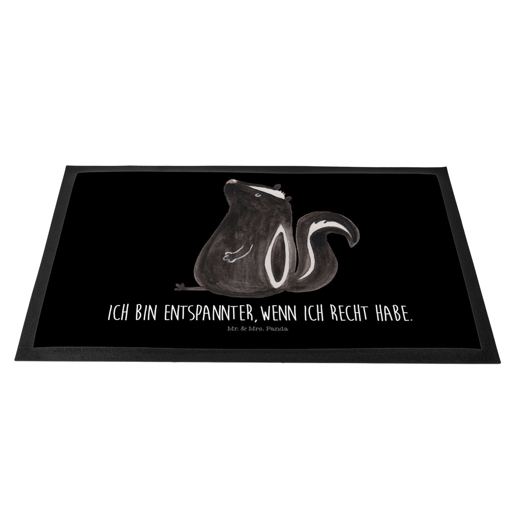 Fußmatte Stinktier sitzend Stinktier, Skunk, Wildtier, Raubtier, Stinker, Stinki, Spruch, Büro, Recht, Besserwisser, Türvorleger, Schmutzmatte, Fußabtreter, Matte, Schmutzfänger, Fußabstreifer, Schmutzfangmatte, Türmatte, Motivfußmatte,  Haustürmatte, Vorleger  Stinktier, Skunk