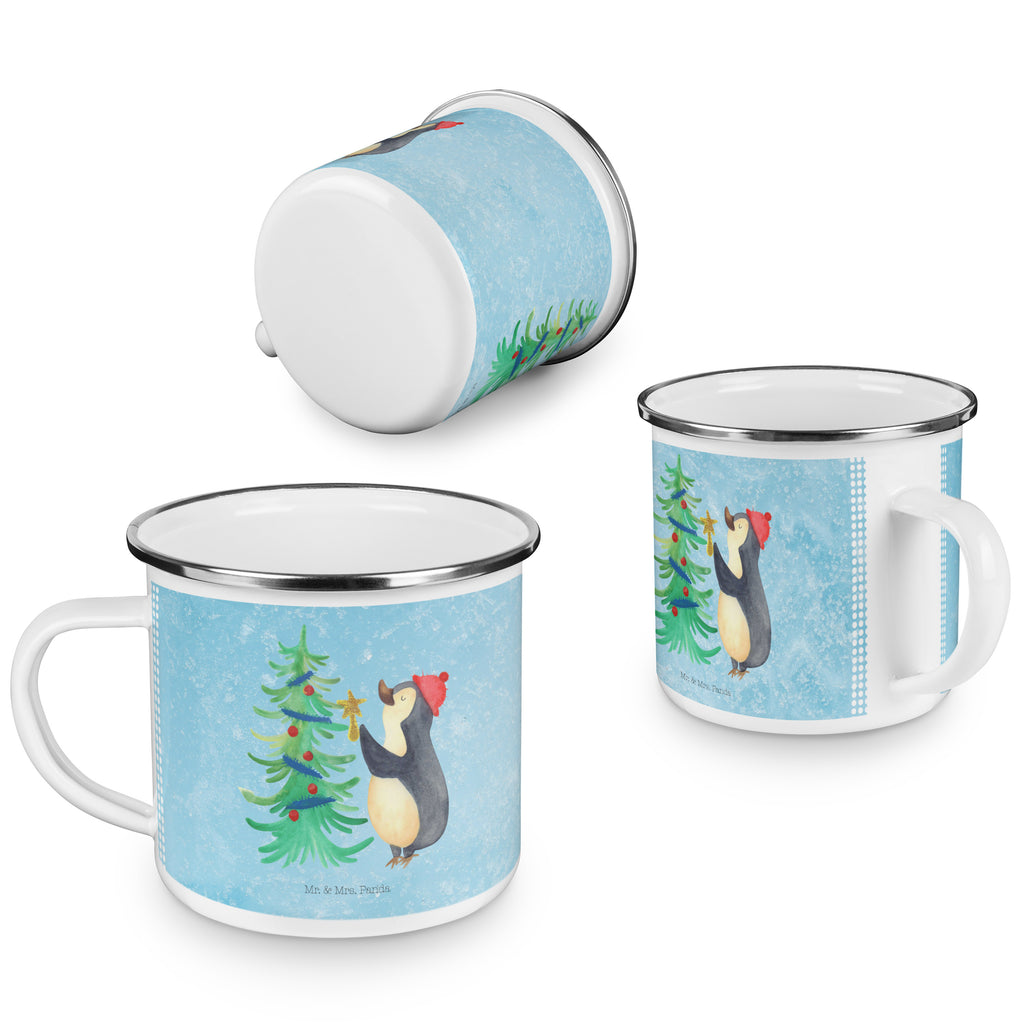 Camping Emaille Tasse Pinguin Weihnachtsbaum Campingtasse, Trinkbecher, Metalltasse, Outdoor Tasse, Emaille Trinkbecher, Blechtasse Outdoor, Emaille Campingbecher, Edelstahl Trinkbecher, Metalltasse für Camping, Kaffee Blechtasse, Camping Tasse Metall, Winter, Weihnachten, Weihnachtsdeko, Nikolaus, Advent, Heiligabend, Wintermotiv, Pinguin