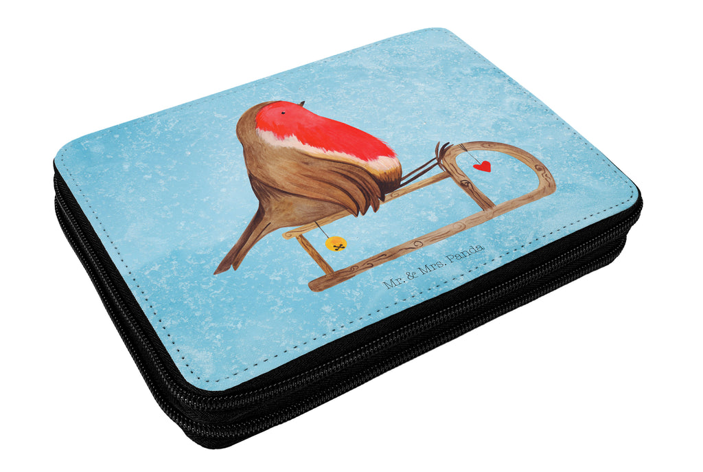 Federmappe Rotkehlchen Schlitten Federmappe, Stiftetasche, Stifte Etui, Schule, Einschulung, Geschenk, Kind, Schüler, Schülerin, Stifterolle, Federmäppchen, Motiv, Grundschule, Federmäppchen bedruckt, Büro Stifte Etui, Bestückte Federmappe, Kinder Federmappe, Federmappe Einschulung, Winter, Weihnachten, Weihnachtsdeko, Nikolaus, Advent, Heiligabend, Wintermotiv, Schlitten, Vogel