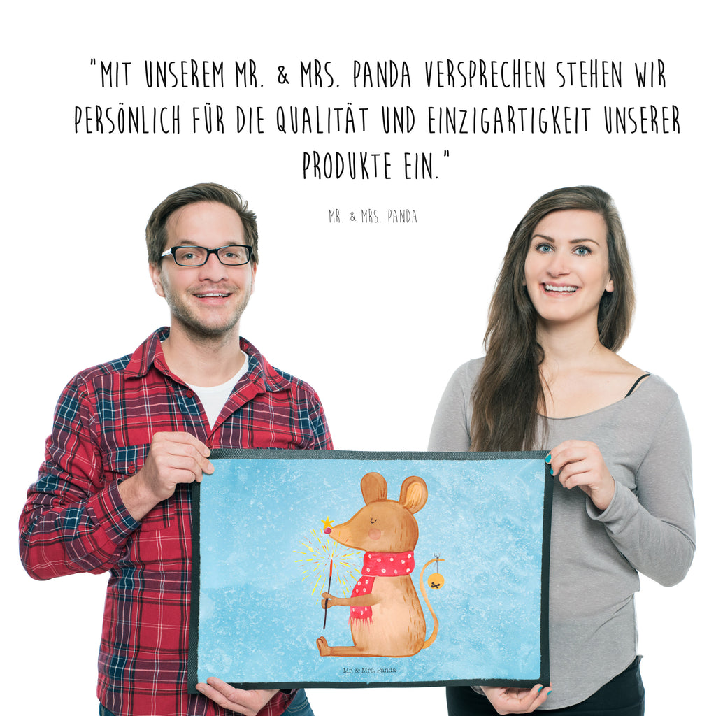 Fußmatte Weihnachtsmaus Frohe Weihnachten, Weihnachten, Weihnachtsgruß, Weihnachtsmotiv, Maus, Mäuschen, Weihnachtswunder  Türvorleger, Schmutzmatte, Fußabtreter, Matte, Schmutzfänger, Fußabstreifer, Schmutzfangmatte, Türmatte, Motivfußmatte,  Haustürmatte, Vorleger  Winter, Weihnachten, Weihnachtsdeko, Nikolaus, Advent, Heiligabend, Wintermotiv