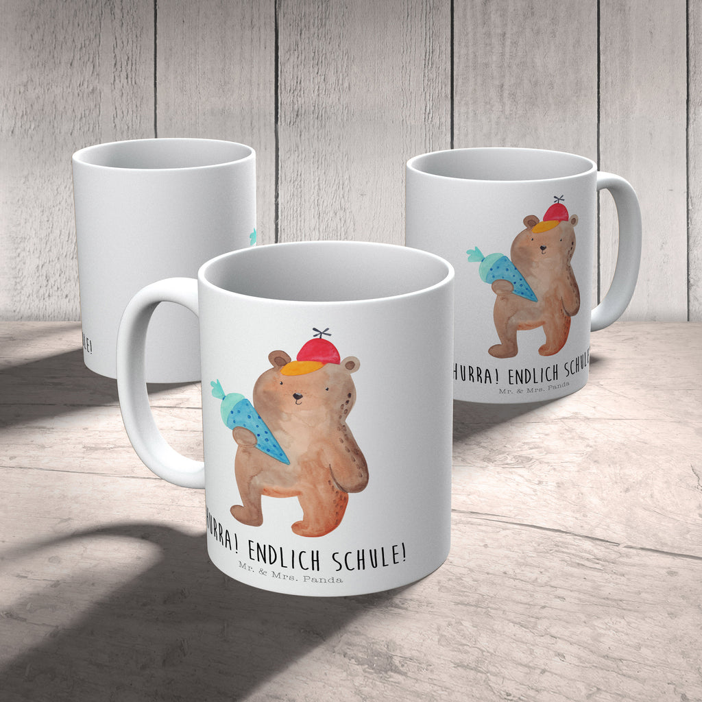 Tasse Bär mit Schultüte Bär Motiv, Schultüte, Erster Schultag Geschenk, Einschulung Geschenk, Schule Geschenk, Grundschule, Schulanfang, Schulbeginn,  Becher, Kaffeetasse, Kaffeebecher, Tee, Frühstück, Büro  Bär, Teddy, Teddybär