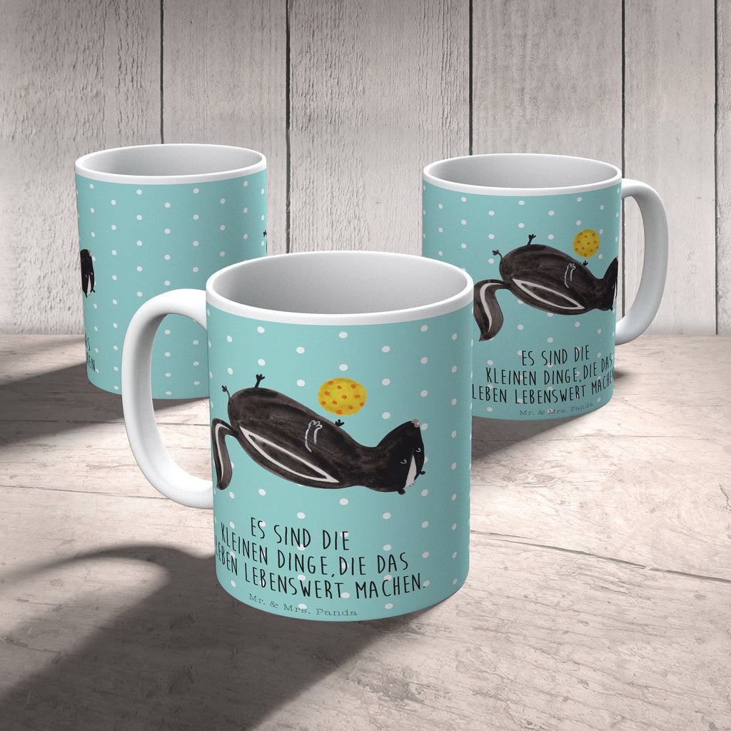 Tasse Stinktier Ball Stinktier, Skunk, Wildtier, Raubtier, Stinker, Stinki, verspielt, Weisheit,  Becher, Kaffeetasse, Kaffeebecher, Tee, Frühstück, Büro  Stinktier, Skunk