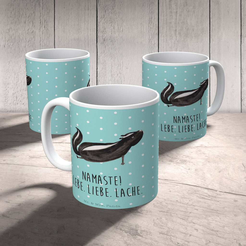 Tasse Stinktier Yoga Stinktier, Skunk, Wildtier, Raubtier, Stinker, Stinki, Yoga, Namaste, Lebe, Liebe, Lache Becher, Kaffeetasse, Kaffeebecher, Tee, Frühstück, Büro  Stinktier, Skunk