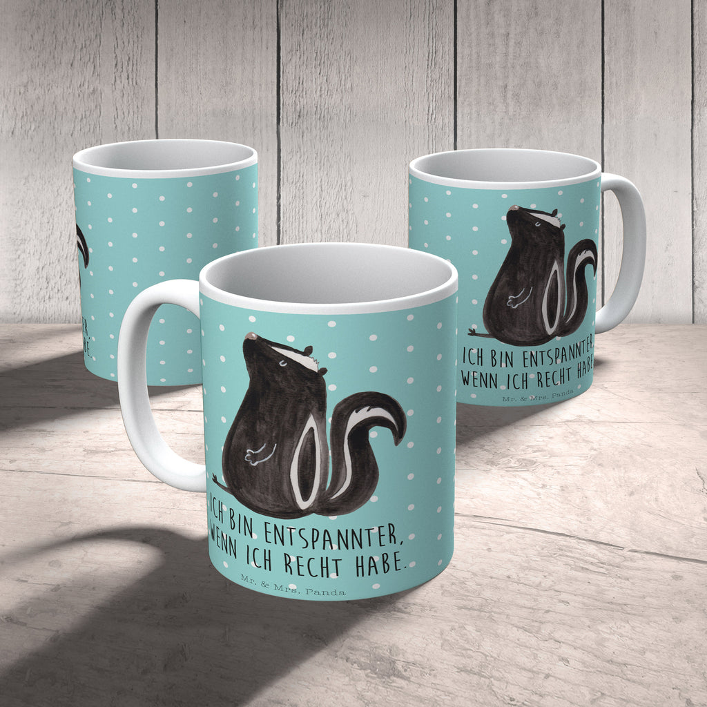 Tasse Stinktier sitzend Stinktier, Skunk, Wildtier, Raubtier, Stinker, Stinki, Spruch, Büro, Recht, Besserwisser, Becher, Kaffeetasse, Kaffeebecher, Tee, Frühstück, Büro  Stinktier, Skunk